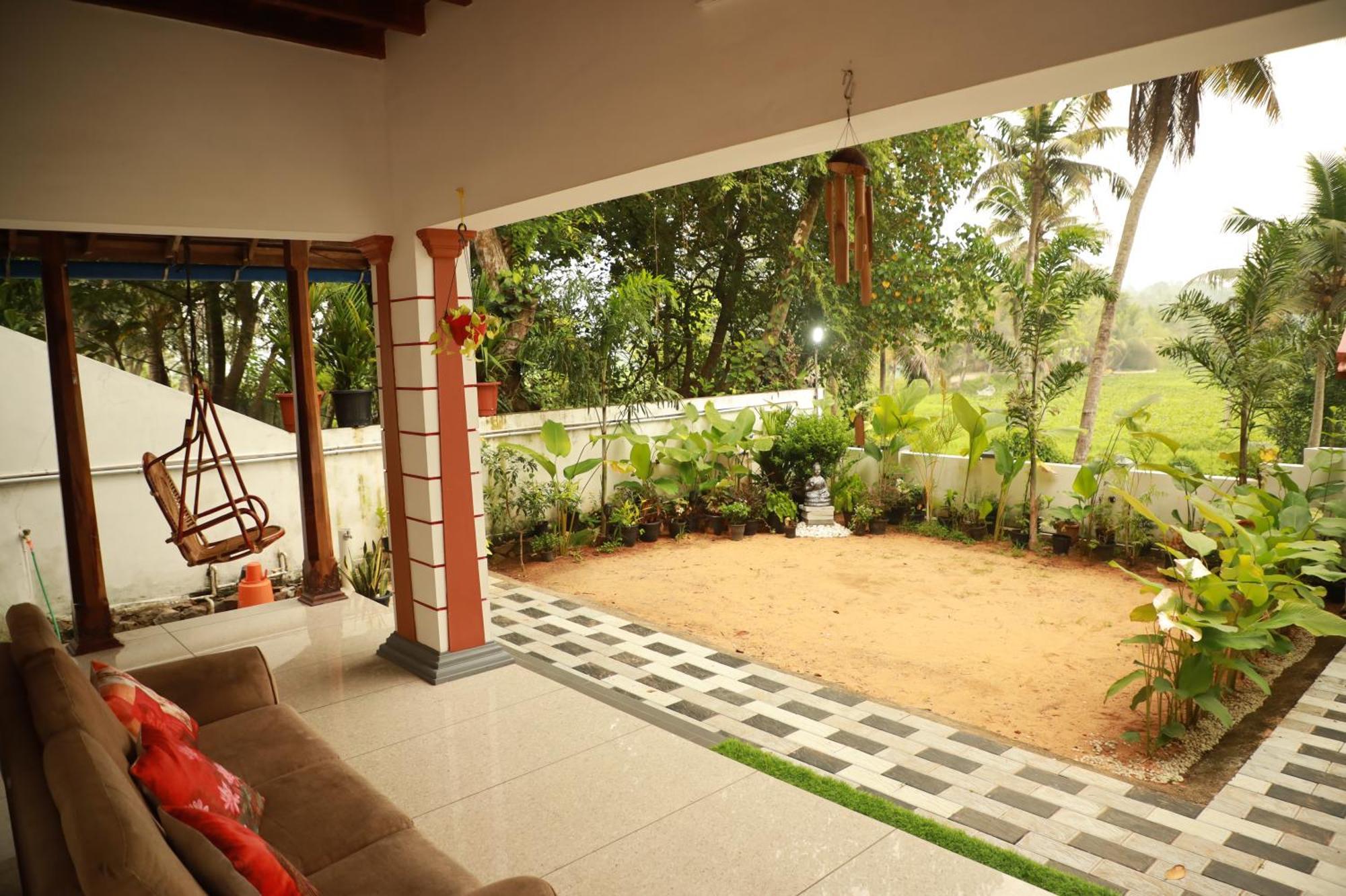 Kovalam Lake View Villa Vellayani エクステリア 写真