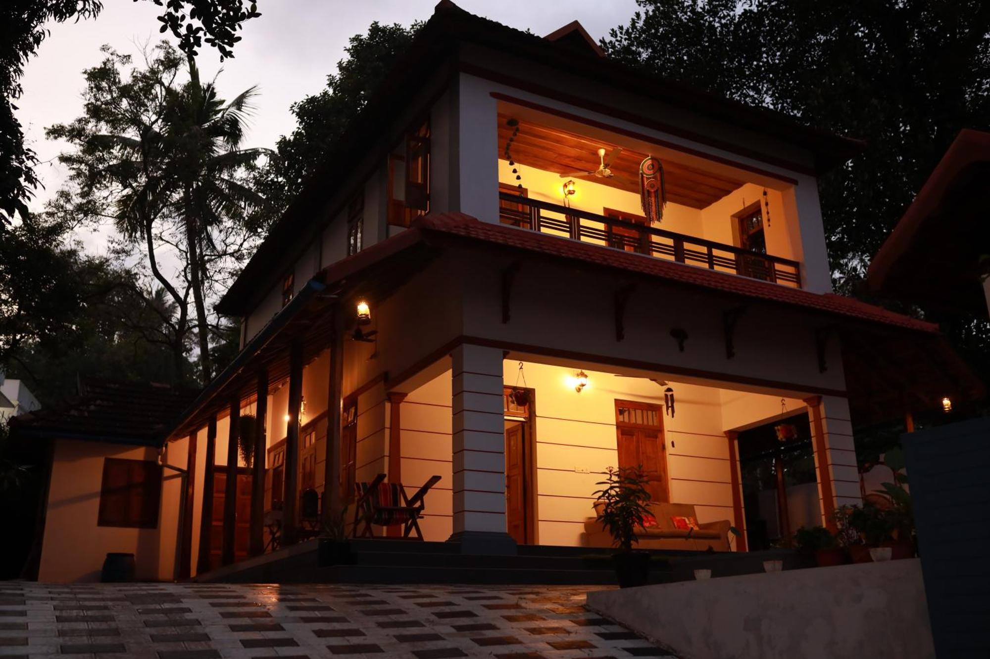 Kovalam Lake View Villa Vellayani エクステリア 写真
